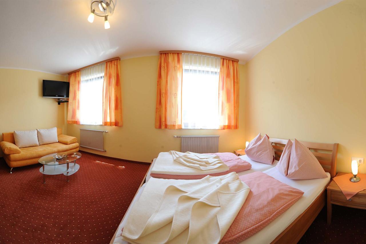 Gasthof-Pension Golob Kirchbach  Zewnętrze zdjęcie